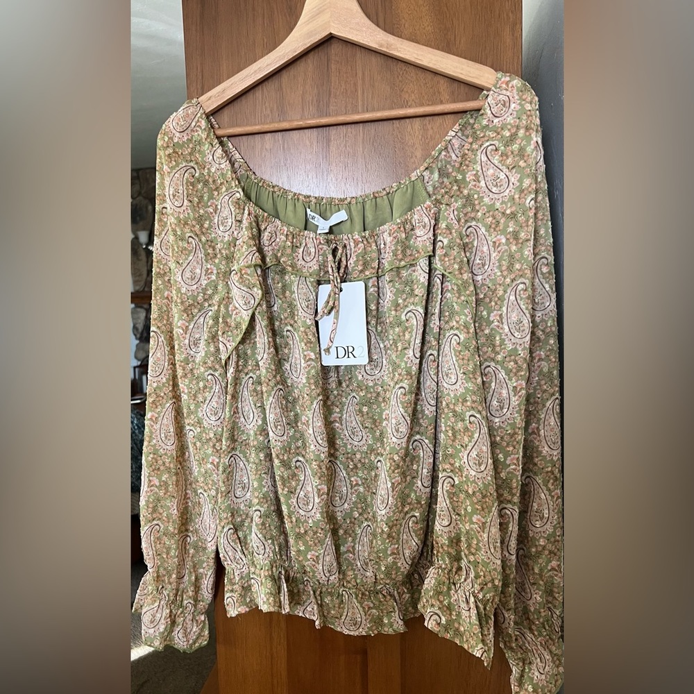DR2 Daniel Rainn Green & Pink Paisley Print Long  Sleeve Blouse